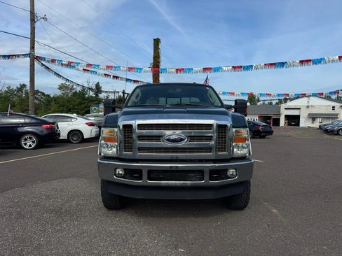 Used 2010 Ford F250 Lariat AWD/4WD image 2