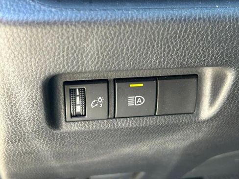 Certified 2025 Toyota RAV4 XLE FWD image 24