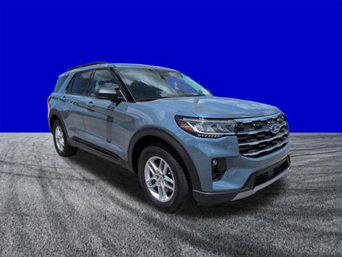 New 2026 Ford Explorer Active w/ Active Comfort Package RWD image 2