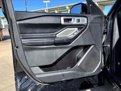 Used 2020 Ford Explorer ST w/ Premium Technology Package image 20