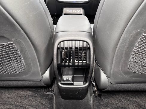 Used 2024 Hyundai Kona Limited FWD image 22