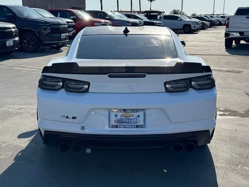 Certified 2021 Chevrolet Camaro SS RWD image 3