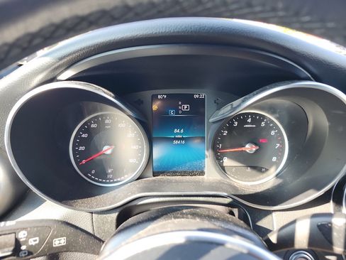 Used 2021 Mercedes-Benz GLC 300 4MATIC image 22