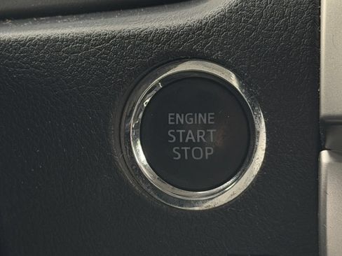 Used 2022 Toyota 4Runner SR5 Premium AWD/4WD image 16