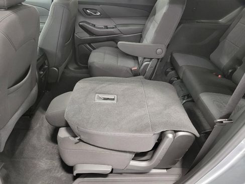 Certified 2023 Chevrolet Traverse LT image 24