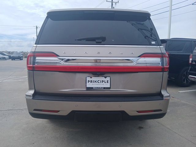 Used 2019 Lincoln Navigator L Reserve w/ Cargo Package AWD/4WD image 8