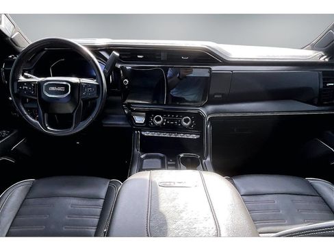 Used 2024 GMC Sierra 2500 AT4X w/ AT4X AEV Edition AWD/4WD image 8