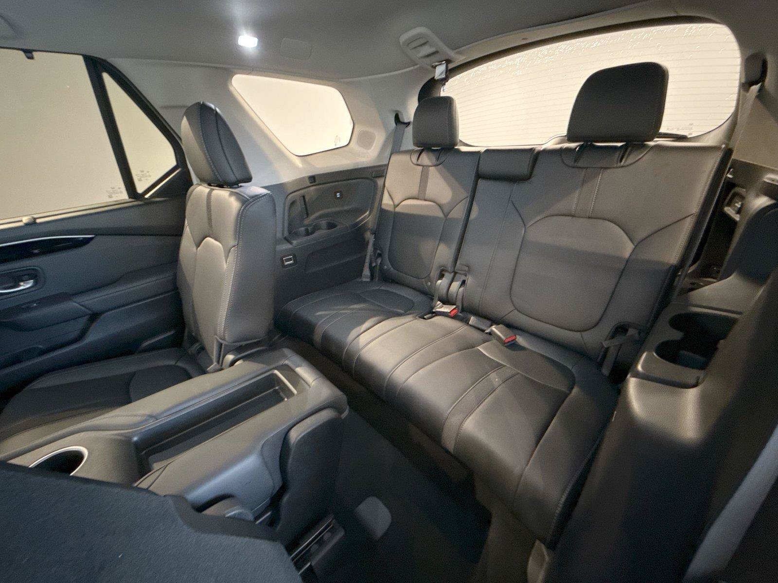 Used 2025 Honda Pilot Touring image 26