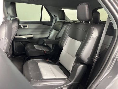 Used 2023 Ford Explorer XLT w/ Equipment Group 202A image 15