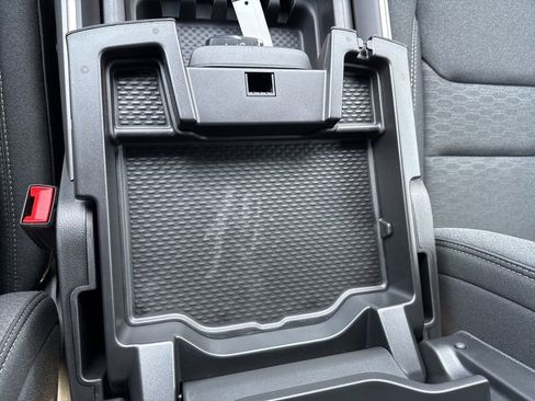 New 2026 RAM 1500 4x4 Crew Cab image 21