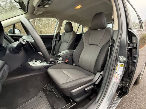 Used 2018 Subaru Impreza 2.0i Premium image 9