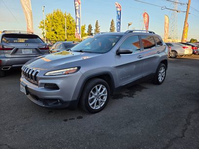 Used 2018 Jeep Cherokee Latitude