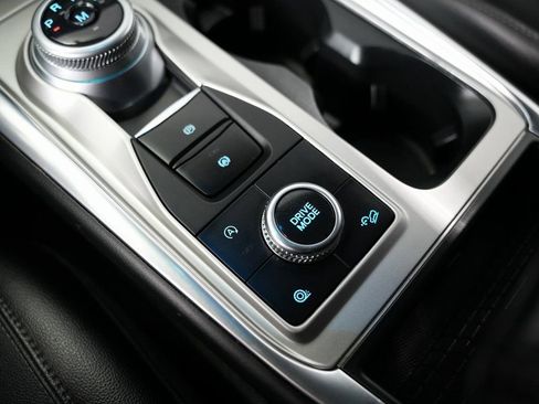 Used 2020 Ford Explorer Limited image 30