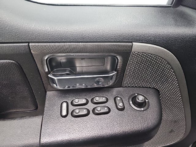 Used 2005 Ford F150 FX4 AWD/4WD image 11