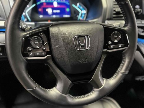 Used 2024 Honda Odyssey Elite image 40