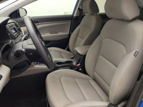 Used 2017 Hyundai Elantra SE w/ Cargo Package image 17