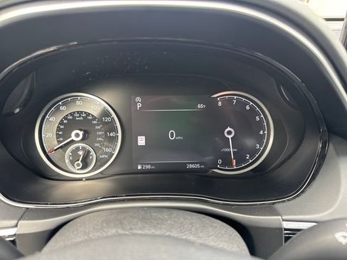 Used 2025 Genesis GV70 2.5T image 15