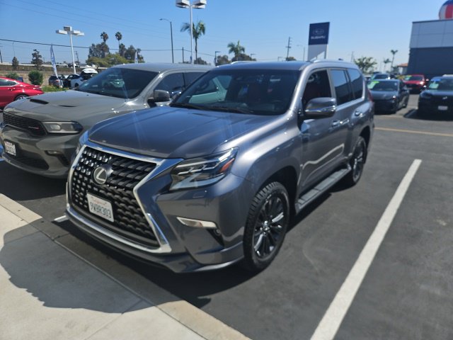 Used 2020 Lexus GX 460 Premium AWD/4WD image 2