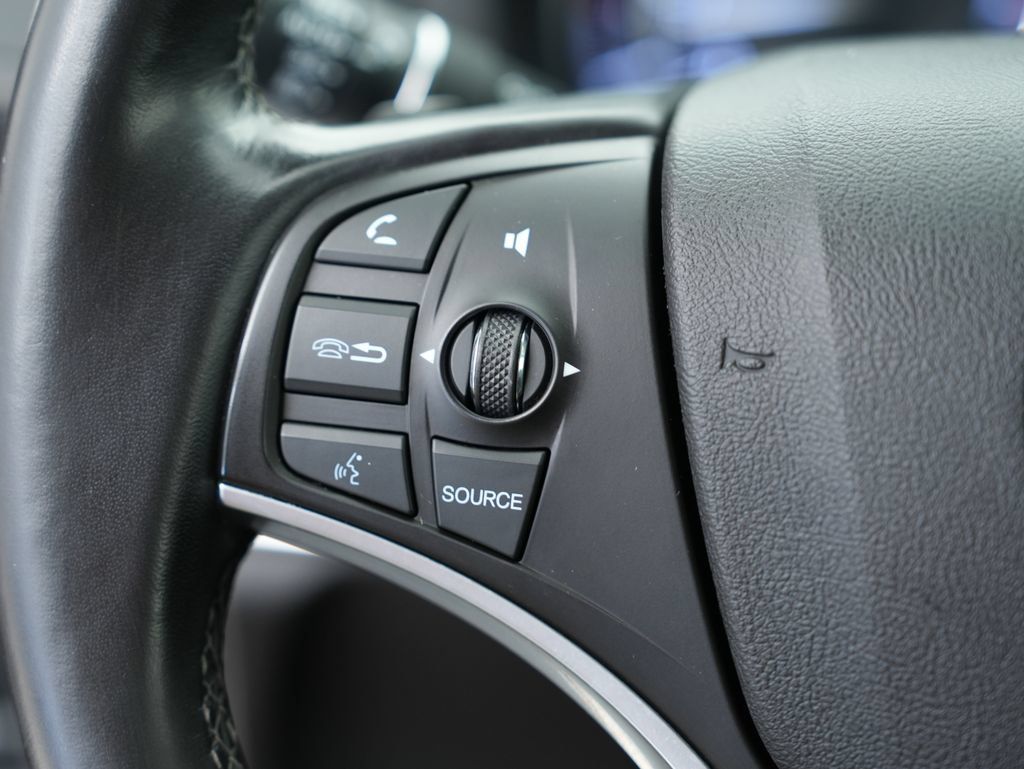 Used 2019 Acura MDX w/ Technology Package AWD/4WD image 14