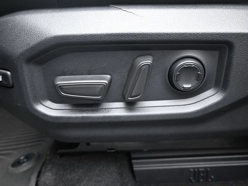 Used 2024 Toyota Sequoia Platinum AWD/4WD image 10