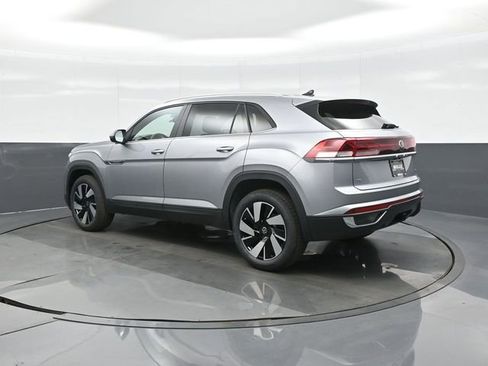 New 2026 Volkswagen Atlas Cross Sport SE image 5