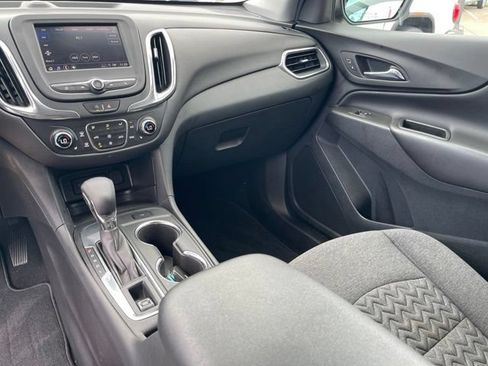 Used 2023 Chevrolet Equinox LT FWD image 19