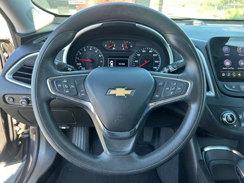 Used 2023 Chevrolet Malibu LT image 21