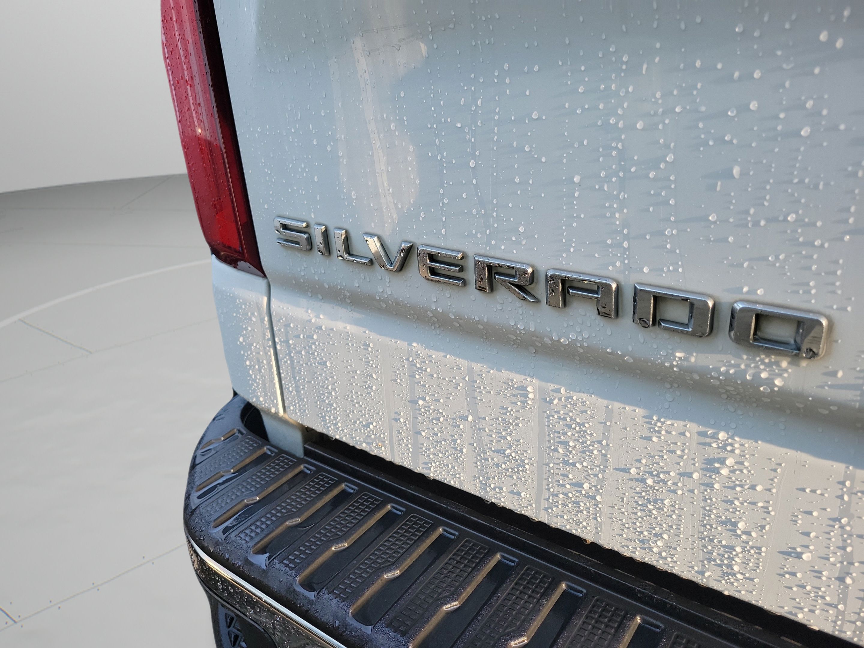 Used 2019 Chevrolet Silverado 1500 LTZ w/ LTZ Convenience Package AWD/4WD image 30
