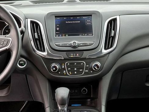 Used 2022 Chevrolet Equinox LT image 21