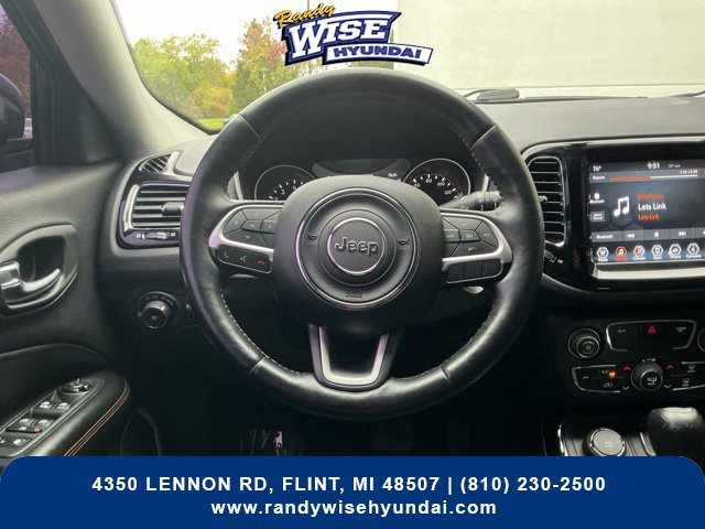 Used 2018 Jeep Compass Limited AWD/4WD image 19