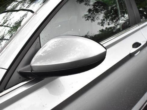Used 2024 Volkswagen Jetta SE FWD image 35