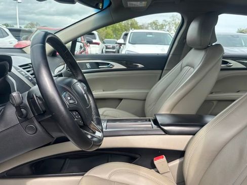 Used 2017 Lincoln MKZ Reserve w/ Climate Package FWD image 12