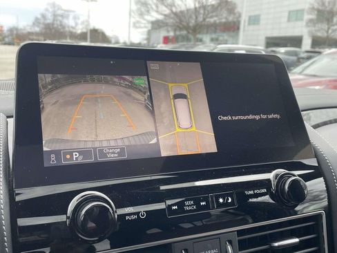 Used 2024 Nissan Armada Platinum w/ Cargo Package image 28