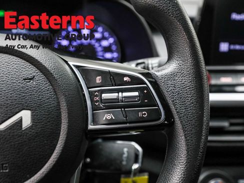 Used 2023 Kia Forte LXS image 16