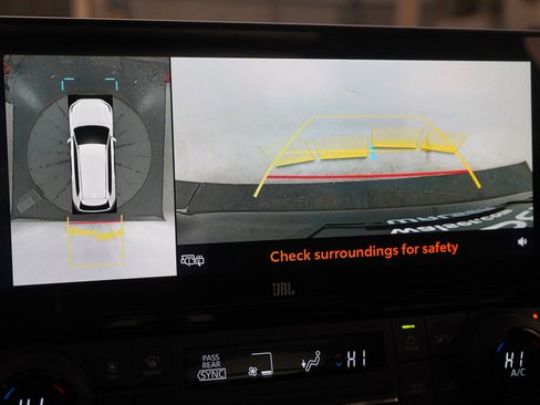 Used 2026 Toyota Grand Highlander Platinum image 31