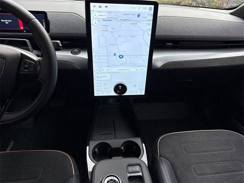 Used 2022 Ford Mustang Mach-E GT image 14