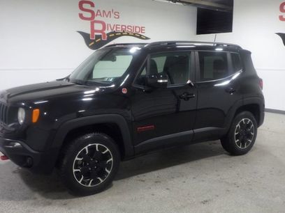 Used 2023 Jeep Renegade Trailhawk w/ Trailhawk Elite Group