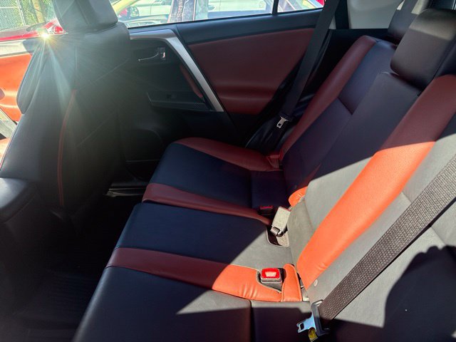 Used 2015 Toyota RAV4 Limited FWD image 14