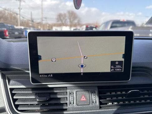 Used 2020 Audi Q5 2.0T Premium Plus w/ Premium Plus Package image 7