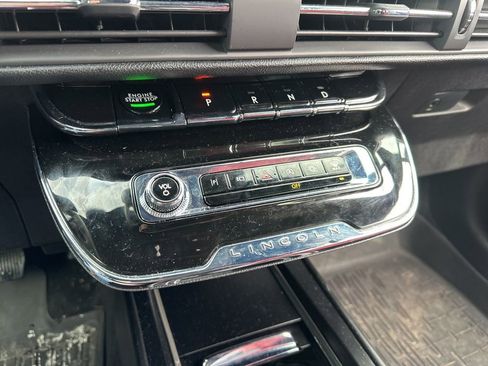 Used 2025 Lincoln Corsair Reserve w/ Jet Appearance Package image 45