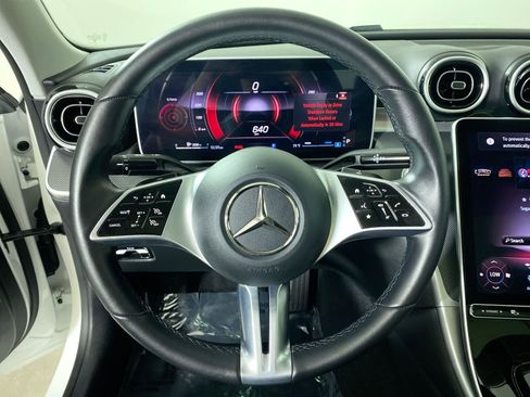 Used 2025 Mercedes-Benz C 300 Sedan image 11