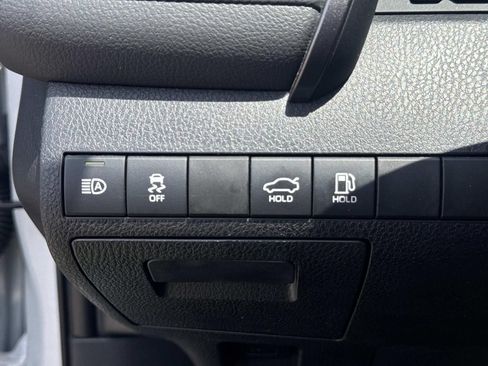 Used 2023 Toyota Camry SE w/ Convenience Package FWD image 20