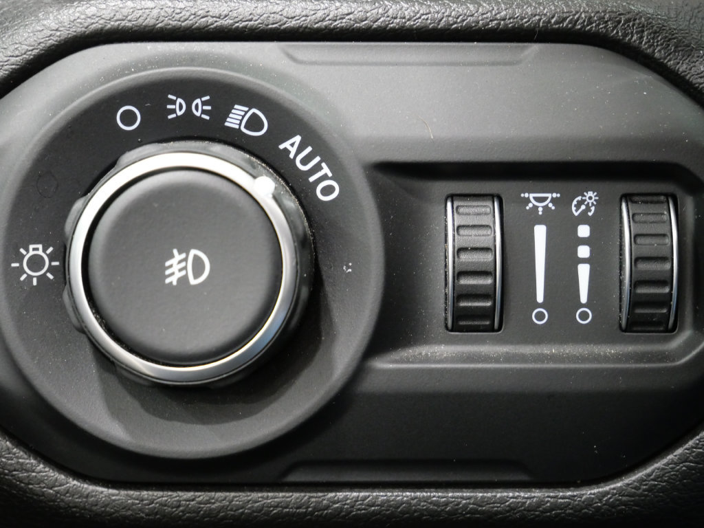 Used 2022 Jeep Wrangler Unlimited Sport AWD/4WD image 14
