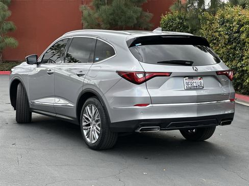 Used 2023 Acura MDX SH-AWD w/ Advance Package image 4