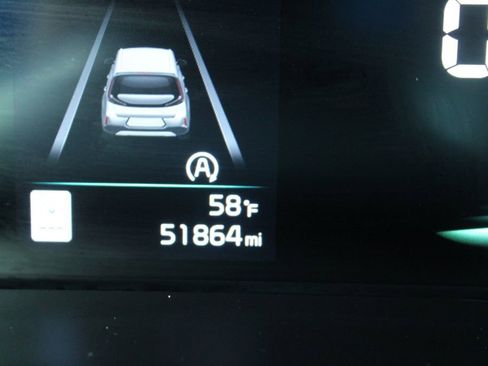 Certified 2024 Kia Soul LX w/ Option Group 015 image 28