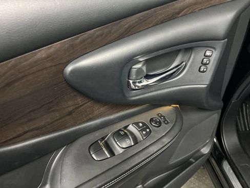 Used 2019 Nissan Murano Platinum FWD image 24