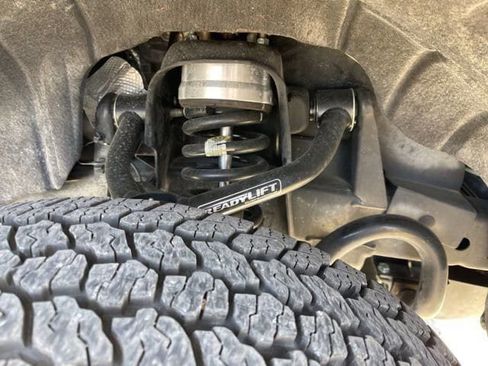 Used 2021 Chevrolet Colorado Z71 image 18