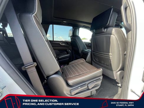 New 2026 GMC Yukon Denali Ultimate AWD/4WD image 19