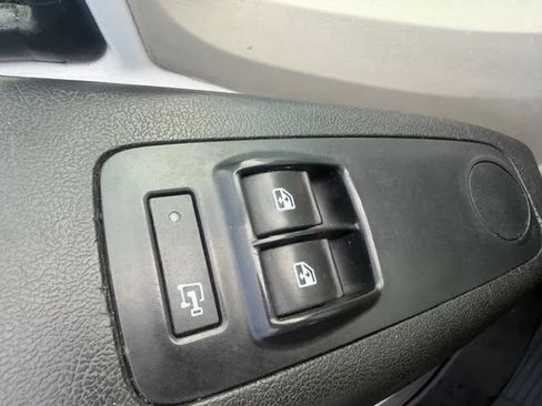 Used 2016 RAM ProMaster 1500 w/ Cargo Convenience Group FWD image 13
