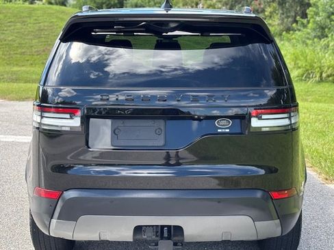 Used 2018 Land Rover Discovery SE AWD/4WD image 7